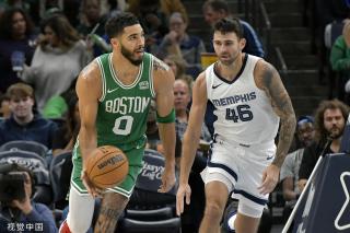 箭队为他递 箭队为他递